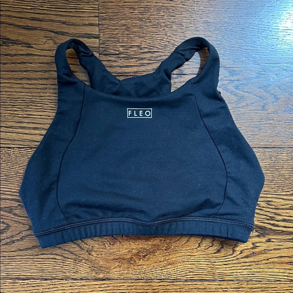 Fleo High Neck Black Sports Bra